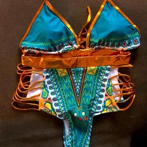 Women’s medium 2 piece swimsuit metallic color
